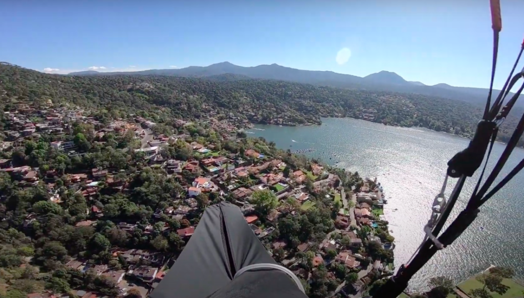 paragliding in Mexico